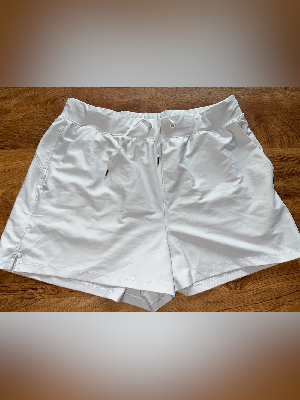 Old Navy Active Powersoft light gray high rise workout shorts large